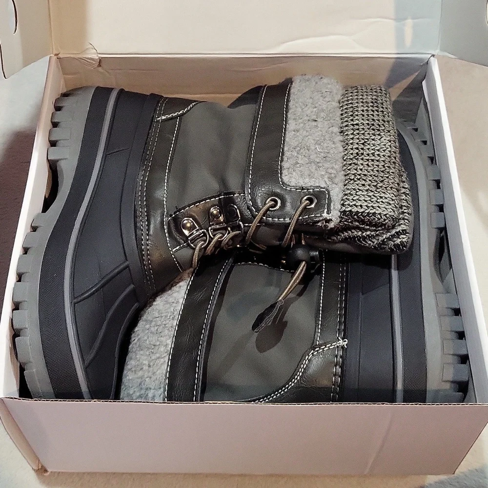 Dream Pairs Kids Boots